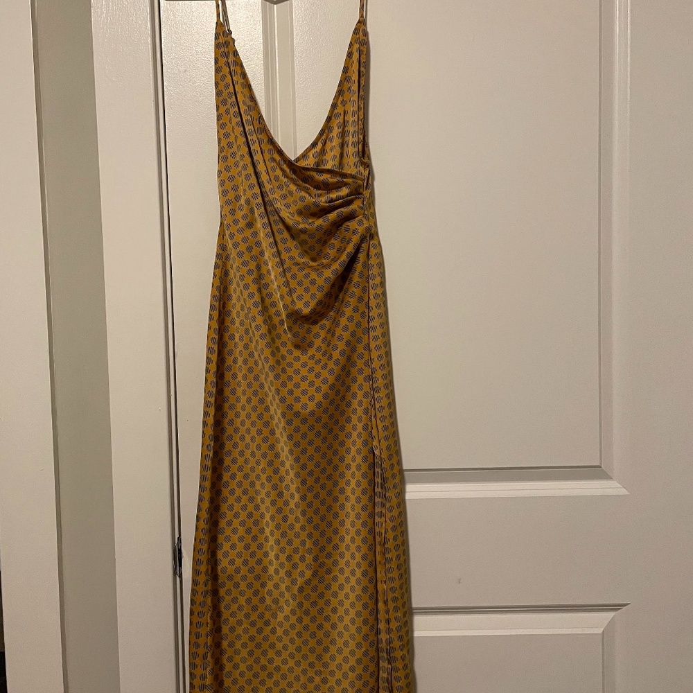 New with tags! Urban Outfitters wrap dress xs